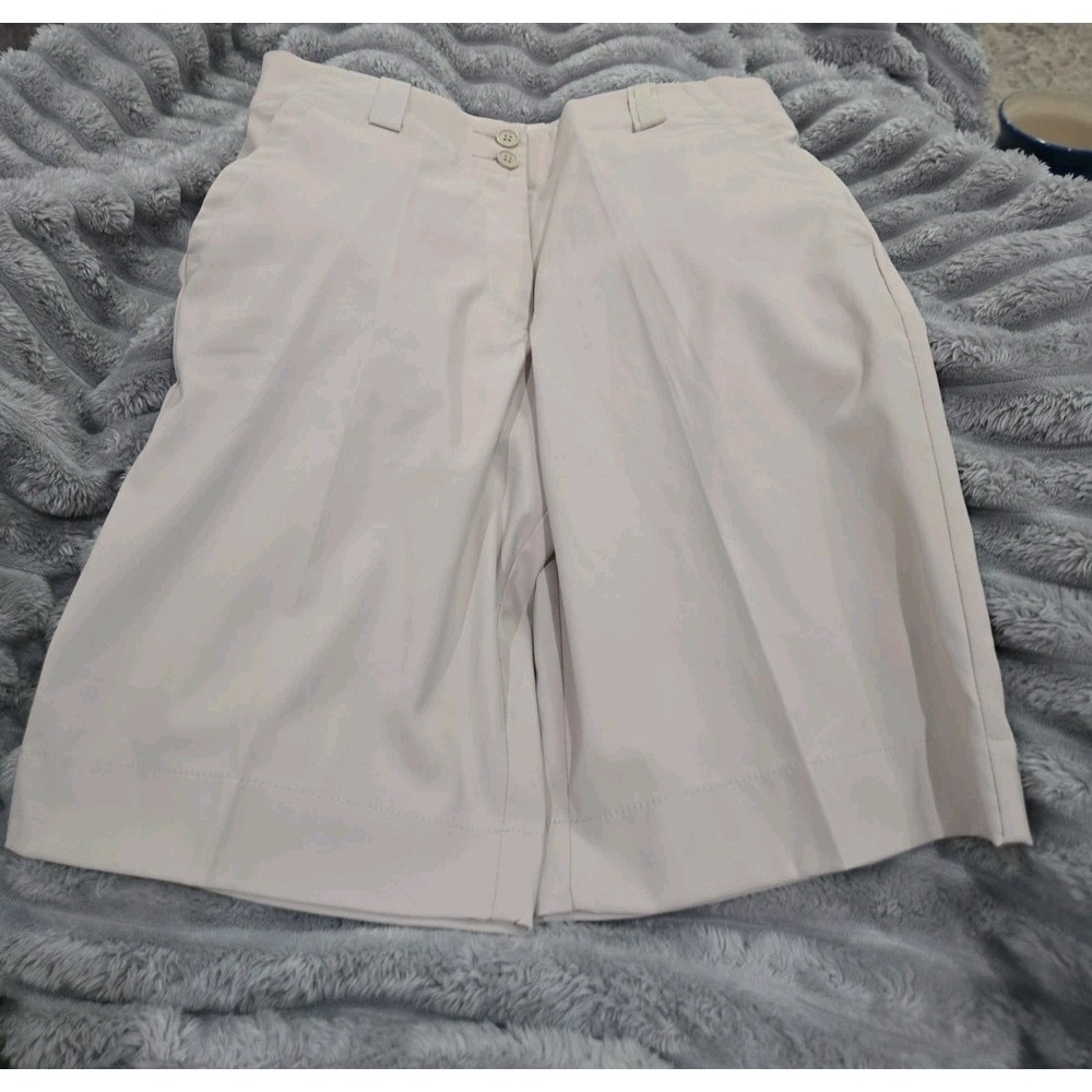 Nike Beige Golf Shorts Dri-FIT Knee Length Performance Women Size 2 EUC!!